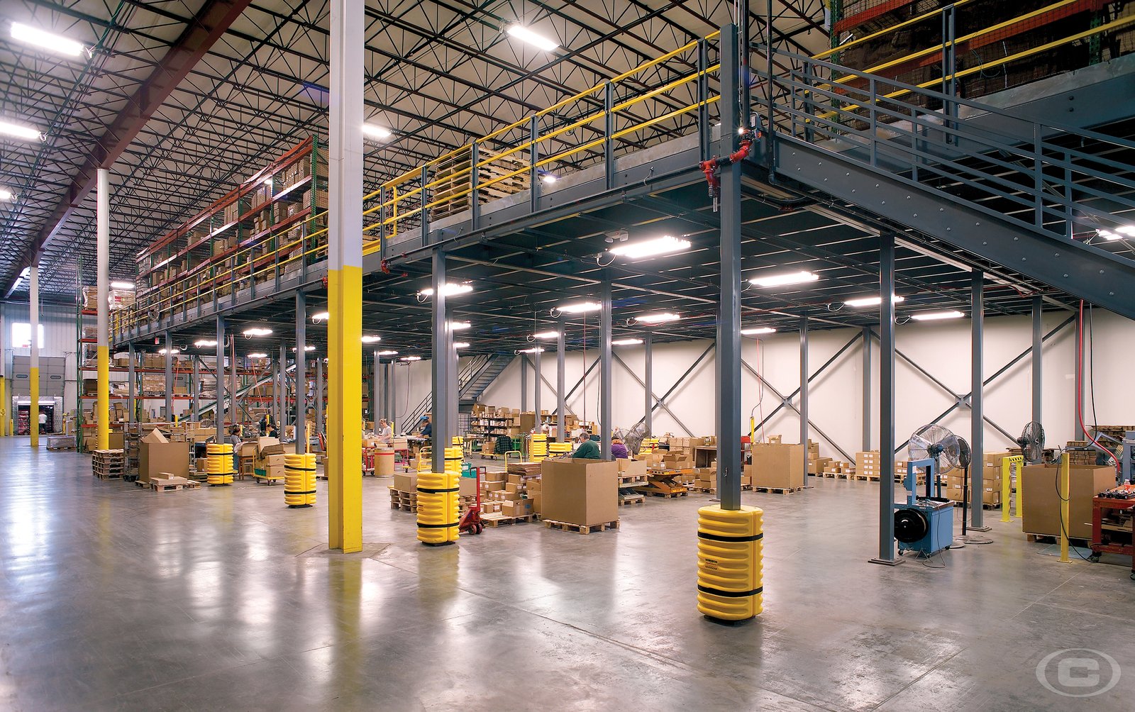 M2-multipurpose-warehouse-mezzanine